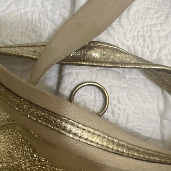 Coach Poppy Metallic Gold with Pink Lining - Picture 10 of 13